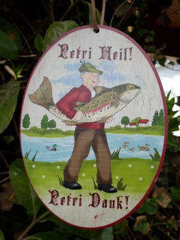 Türschild mit Anglerspruch , Holz Spruchschild " Petri Heil !" , Fischer - Türschild mit Lederband