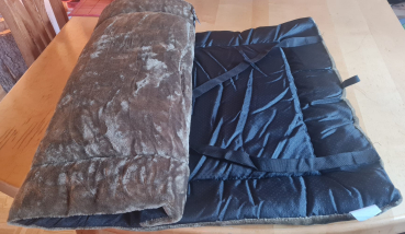 Hunde Outdoordecke , Hundeplatz , Hunde Reisedecke , Hundedecke " Velour " 105 x 70 cm